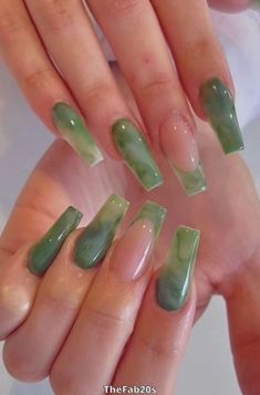 Discover the latest trend in manicures with our guide to marble nails. Learn how to achieve the look and get ready to turn heads with your stunning and chic new nails. #acrylic #nails Green Nails Ideas Simple, Jade Nails, Green Acrylic Nails, Hands Art, Green Nail, Nail Swag, Orange Nails