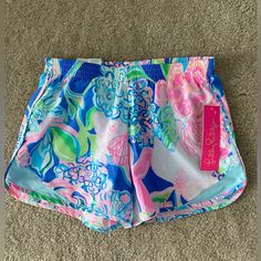 Lily Pulitzer Floral Athletic Shorts Xxs Brand New With Tag Spring Pink Swimwear With Elastic Waistband, Pink Swimwear With Elastic Waistband For Spring, Pink Stretch Shorts For Vacation, Sadies Outfits, Tropical Shorts, Boho Backpack, Summer 2025, Lilly Pulitzer Shorts, Summer 24