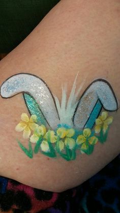 Easy Face Painting Designs, Henna Paint, Face Painting Easy, Glitter Tattoo, Easter Egg Painting, Face Painting Designs, Facepaint, Eye Art