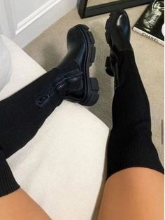 Bota Over, Women's Over The Knee Boots, Fabric Boots, Knit Boots, Black Suede Boots, How To Stretch Boots, Womens Knee High Boots, Martin Boots, Long Boots