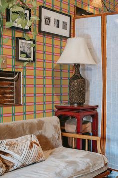 Vibrant Plaid Spectrum Peel and Stick Wallpaper or Unpasted Fancy Bathroom Ideas, Peel Off Wallpaper, 1940s Wallpaper, Bathroom Wall Mural, Wallpapered Entryway, Eclectic Minimalist, Eclectic Maximalism, Wall Makeover, Tree Wall Murals