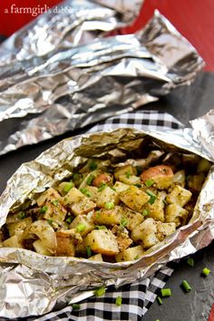 the recipe for grilled red potato packets with pesto ranch sauce is shown on this page