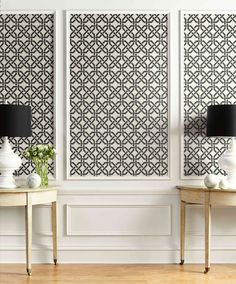 Nouveau Trellis Wallpaper from the Nouveau Collection by Wallquest Lambriseringen Gang, Classic Wallpaper Pattern, Trellis Wallpaper, Dining Room Wallpaper, Classic Wallpaper, W Wallpaper, Contemporary Wallpaper, Wall Molding, Modern Wallpaper