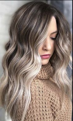 Best Winter Hair Color, Boliage Hair, Ash Blonde Hair Balayage, Color Trends 2024, Winter Hair Color Trends, Caramel Blonde Hair, Mushroom Hair, Long Bobs, Hair Tattoo