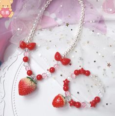 Strawberry Choker, Diy Kandi Bracelets, Kawaii Jewelry, Bead Charms Diy, Diy Bracelet Designs, Kawaii Accessories, Homemade Jewelry, Cute Keychain, Pretty Bracelets