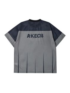 This is a casual and comfortable top by AKECII that is made out of high quality and sturdy material. With distinctive mood of the design and comfortable wear, you can style it for your comfortable daily outfit.- Relaxed silhouette and dropped shoulder line- Racing style graphic artwork printing- Casual and comfortable streetwear mood Summer Streetwear Techwear Tops, Black Techwear Tops For Summer, Relaxed Fit Techwear Tops With Graphic Print, Oversized Crew Neck Techwear Tops, Sporty Gray Drop Shoulder Top, Black Techwear Top With Graphic Design, Black Graphic Techwear Top, Black Relaxed Fit Techwear Top, Black Techwear Top With Letter Print