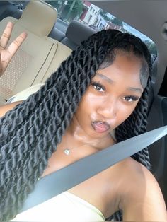 Pretty Braided Hairstyles Simple, Cute Box Braids, Braids Hairstyles Pictures, Cute Box Braids Hairstyles, Quick Braided Hairstyles, Protective Hairstyles Braids, Pretty Braided Hairstyles, Natural Hair Styles Easy, Baddie Hairstyles