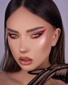 Brown Editorial Makeup, Red And White Makeup Ideas, Runway Makeup Looks, Makeup Studio Decor, Vintage Makeup Looks, Red Eyeliner, Makeup Cute, Couture Makeup