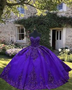 Dark Purple Quinceanera Dresses, Purple Quince Dress, Aramex Delivery, Purple Sweet 16, Purple Ball Gown, Quince Dresses Purple, Xv Dresses, Purple Quince, Dark Purple Dresses