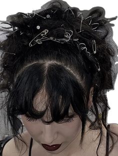 Emo Prom Hairstyles, Alternative Prom Hairstyles, Goth Half Up Half Down Hair, Goth Hair Styling, Gothic Prom Hair, Alt Prom Hairstyles, Emo Prom Hair, Alt Updo, Alt Wedding Hair