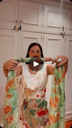 510 reactions · 41 shares | SCARF TREND #shorts #shortsvideo #shortsyoutube #viral #tips #scarf #trend #hack #fashionhacks | Belén Scarf Trends, S Video, Fashion Tips