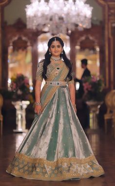 Function Hairstyles, Bridal Sarees South Indian, Long Gown Design, Indian Outfits Lehenga, Wedding Lehenga Designs