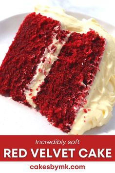 Slice of a very soft red velvet cake Cold Cake Recipes, Cakes By Mk, Southern Red Velvet Cake, Best Red Velvet Cake, Cake Varieties, Bolo Red Velvet, Red Velvet Recipes, Whiskey Cake, Red Velvet Cake Recipe