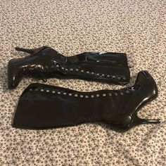 Sexy Black Patent Leather Never Worn Boots. Perfect For Cosplay Or With A Sexy Skirt. No Laces. Size 6. Worn Boots, Crystal Belt, Leather Lace Up Boots, Black Patent Leather, Shoes Heels Boots, Lace Up Boots, Leather And Lace, Tap Shoes, Shoes Women Heels