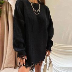 Model Wears a size S. Knitted women's Mini Sweater dress. A perfect fit for late dinner plans or day outings. Casual Fashion Korean, Loose Sweater Dress, Ripped Sweater, Green Sweater Dress, Sweater Dress Casual, Sweater Dress Oversized, Pull Oversize, Winter Trends, Mini Sweater Dress