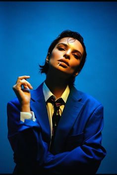 사진 촬영 포즈, Photoshoot Concept, Emily Ratajkowski, Studio Shoot, Fashion Photography Editorial, 인물 사진, Studio Portraits, Model Pictures