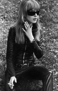 Marianne Faithfull Girl On A Motorcycle, Patti Hansen, Lauren Hutton, Swinging Sixties, Musica Rock, Boiler Suit, Studio 54, Motorcycle Girl