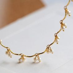 Product Details Process: 18K gold plated Material: Copper/Natural Pearl Size: The inner circumference of the necklace is 39-44cm The inner circumference of the bracelet is 16-19cm Weight: about 11.5g for the necklace, about 4.2g for the bracelet