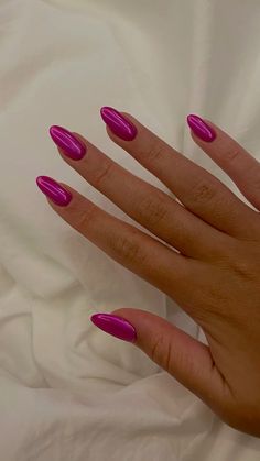 Magenta Nails Acrylic, Magenta Chrome Nails, Chrome Pink Nails, Magenta Nails, Nail Vibes, Chrome Pink, Formal Nails, Nails Desing, Nails Inspo