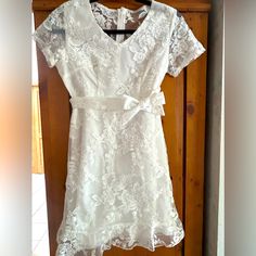 New Never Worn .. New Condition. No Returns. Elegant Fitted Dress For Confirmation, Elegant Fitted Confirmation Dress, Dress Graduation, Special Occasion Dress, Special Occasion Dresses, Sorority, Graduation Dress, Special Occasion, Color White