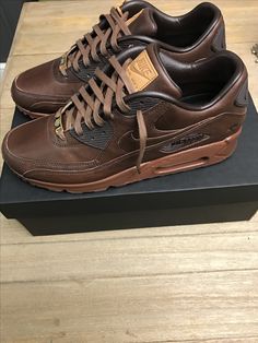 Mens Brown Shoes Outfit Casual, Mens Brown Shoes Outfit, Brown Shoes Outfit, Mens Brown Shoes, Airmax 90s, Timberland Boots Outfit Mens, Older Mens Fashion, Brown Shoes Men, Timberland Boots Outfit