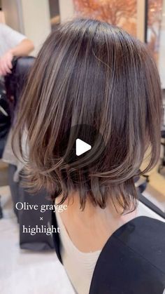 大人外国人風　ボブ　bob  表参道 on Instagram: "Olive grayge × highlight

ホットペッパーから取れない場合は、インスタからメッセージください🙇‍♂️

顔型
骨格タイプ
パーソナルカラー

を加味して

極上の外国人風Styleを…

表参道　美容室　

tornado 仲澤　武

a2出口徒歩　2分

火曜日　水曜日　休み

長めはこちら=tornado.takeshi

#ヘアスタイル#ヘアカラー#グレージュ#ベージュ#グレー#ハイライト#バレイヤージュ#ハイライトバレイヤージュ #レイヤー#ボブヘア #ショートボブ  #外国人風カラー #外国人風ヘアー#海外 #海外セレブ #髪型#髪型#パーソナルカラー #美容師#美容室#表参道#原宿#ボブ#hair#hairstyle#切りっぱなし #切りっぱなしボブ#bob #bobhaircut #short but"