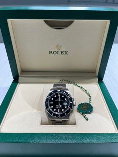 This Rolex Submariner Black Dial Stainless Steel comes as a complete set with the green tag. Model #: 126610LN Case Size: 41MM Year: 2021 Condition: Pre Owned Rolex For Man, Rolex Black Watch, Watch For Men Luxury, Rolex Black Dial, Rolex Watches For Men Most Expensive, Watch Collection Mens, 2030 Vision, Watch Pic, Expensive Gifts For Men