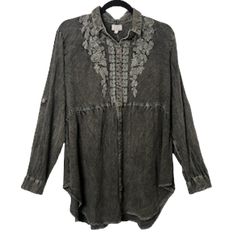 Nwt Chic Connection Embroidered Acid Wash Button Up Oversized Tunic Blouse Size L Size L Approximate Measurements P To P 22.5" Length Shoulder To Hem 32" Beautiful Embroidery And Black Acid Wash On Super Soft Rayon Material. The Long Dolphin Hem Tunic Style Length, It's Perfect For Pairing With Leggings Or Skinny Jeans. Button Up Front Also Allows For A French Tuck. Sleeve Tabs Make The Sleeves Convertible, Long To Short. This Is A Very Versatile Top That Can Be Worn All Year Round. Don’t Have A Bohemian Embroidered Button-up Shirt, Bohemian Long Sleeve Shirt With Buttons, Floral Embroidery Long Sleeve Blouse For Daywear, Long Sleeve Blouse With Floral Embroidery For Daywear, Oversized Spring Blouse With Floral Embroidery, Oversized Floral Embroidery Blouse For Spring, Oversized Floral Embroidered Blouse For Spring, Bohemian Embroidered Button-up Tops, Bohemian Tunic Top With Buttons