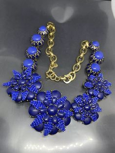 J. Crew Signed Bronze Tone Floral Blue Lucite Beads Enamel Statement Necklace | eBay Pretty Necklaces, Delicate Flower, Spring Rings, Unique Pieces, Jewelry Watches, Statement Necklace, Chain, Beads, Floral