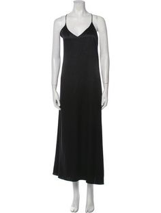 Reformation Silk Slip DressBlackSleeveless with V-NeckDesigner Fit: Dresses by Reformation typically fit true to size. Reformation Black Slip Dress, Silk Long Dress, Silk Dress Long, Silk Slip, Vintage Holiday Dress, Holiday Dresses, Sweater Accessories, Kids Design, Handbags On Sale