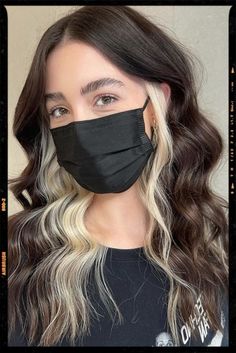 Blonde Underlayer for Long Hair Brown Hair Underneath, Blonde Underneath Hair, Blonde Underneath, Hairstyles For All Hair Types, Color Block Hair, Rambut Brunette, Two Toned Hair, Split Dyed Hair, Aesthetic Hairstyles