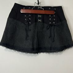 Y2k Tripp Mini Skirt Vintage Nwt Size M Waist 15”-16” Length 14” Fitted Skort For Alternative Fashion, Y2k Black Winter Skirt, Black Y2k Winter Skirt, Clothes Pieces, Skirts Y2k, Mini Skirt Vintage, Skirt Y2k, Tripp Nyc, Skirt Vintage