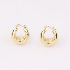 - about 25mm tall, 21.5mm wide, 11.8mm thick.- 18K gold filled, brass- 1 pair.- 0801-2229-1 Factory supplier, it's available to make other sizes or styles. 14k Yellow Gold Plated Hoop Earrings, Gold Plated Huggie Earrings Gift, Everyday Plated Hoop Earrings, Gold Hypoallergenic Hoop Huggie Earrings, Gold Tarnish Resistant Hoop Huggie Earrings, Gold Hoop Huggie Earrings Hypoallergenic, Minimalist Plated Hoop Earrings, Hypoallergenic Gold Hoop Huggie Earrings, Gold Huggie Earrings Cadmium-free