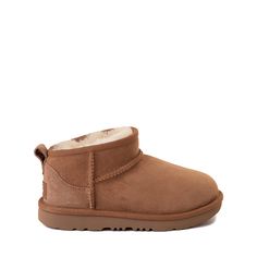 Uggs Mini Boots, Ugg Ultra Mini Boots, Uggs Mini, Ultra Mini Uggs, Cute Uggs, Girly Christmas Gifts, Ugg Ultra Mini, Chestnut Uggs, Shoe Size Chart Kids