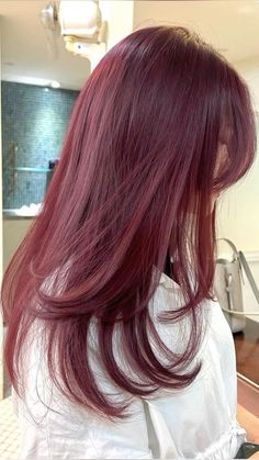 Dark Red Hair Pale Skin, Cranberry Red Hair, Red Hair Without Bleach, Cherry Pink Hair, Raspberry Hair, Dark Pink Hair, Make Up Color