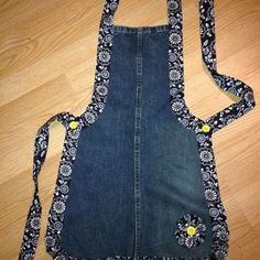 an apron that is on the floor