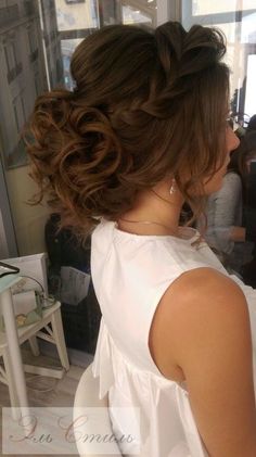 Featured Hairstyle: Elstile; www.elstile.ru; Wedding hairstyle idea. Cute Wedding Hairstyles, Wedding Haircut, Hairstyle Idea, Curly Wedding Hair, Elegant Wedding Hair, Hair Done