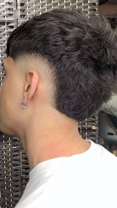 V Burst Fade, Brust Fade Haircut, Short Mullet Fade, Taper Fade Alto, Mini Mullet, Corte Mullet, Burst Fade Mohawk