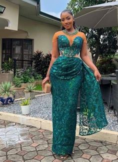 Asoebi Lace Styles, Aso Ebi Dresses, Nigerian Wedding Dress, Lace Outfits, African Bridal Dress, Nigerian Lace Styles Dress, African Prom Dresses, Lace Gown Styles, Kente Styles