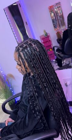 Bohemian Knotless Braids Edges, Medium Knotless Box Braids Long, Bohieman Knotless Box Braids, Smeduiem Knotless, Birthday Hairstyles Braids, Small Bohemian Knotless Braids, Knotless Goddess Box Braids, Long Knotless Box Braids, Medium Knotless Braids Hairstyles