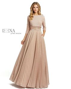 Mac Duggal Dress, Formal Clothes, Pleated Dresses, Pleated Gown, Dress Fancy, Ball Skirt, Groom Dresses, Simple Blouse, فستان سهرة