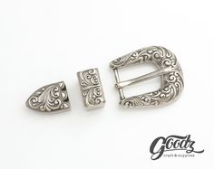 Welcome to Goodz Craft Supplies! -------------------------------------------------------------- ▪ Product : Cowboy buckle ▪ Usage : Perfectly for make a belt, strap. ▪ Size : 19 mm inner size (Strap width) Please see details from image. ▪ Color : Antique Silver ▪ Package included : 1 set (3 pieces) ▪ Shipping Cost : Everywhere Else Economy airmail : $5 / each items $3.5 **Express delivery will show option when you check out. ▪ ▪ Free standard shipping ▪ ▪ On order $35 USD and above to worldwide. Antique Silver Buckle Belt Buckles For Ranch, Silver Antique Buckle Belt Buckles For Western-themed Events, Silver Antique Buckle For Western-themed Events, Silver Antique Belt Buckles For Western-themed Events, Silver Antique Buckle Belt For Western-themed Events, Adjustable Silver Belt Buckles For Western-themed Events, Adjustable Silver Belt Buckles For Rodeo, Silver Belt Buckles For Rodeo, Cowboy Buckle