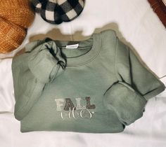 "Joyfully Embroidery crafts embroidered sweatshirts. This \"Fall Vibes\" sweatshirt makes for the perfect sweatshirt to cozy up in all season long. Each design is thoughtfully embroidered. Our sweatshirts make for a cute gift for your fall loving friends.🍂✨ ✨  Each item produced by Joyfully Embroidered is created by my embroidery machine and I. This allows for unique customizations and a personalized touch. I find embroidering therapeutic and creatively stimulating. Each design is made with tho Fall Embroidery, Fall Crewneck, Cute Fall Shirt, Embroidery Crafts, Embroidery Design Sets, Embroidery Sweater, Loving Friends, Fall Tee, Embroidery Sweatshirt