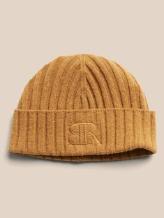 This ribbed beanie is made with a blend of extra-fine Merino wool from renowned Italian mill Filpucci.  A natural temperature regulator, it's the stylish choice for any kind of weather.  SUSTAINABILITY: Made by Italy's Filpucci mill, Re. VerSo™ rec Ribbed Wool Hat For Fall, Fall Ribbed Wool Hat, Ribbed Fitted Hats For Fall, Fall Wool Ribbed Beanie, Ribbed Wool Beanie For Fall, Safari Outfit, Orange Accessories, Cashmere Hat, Gift Card Balance