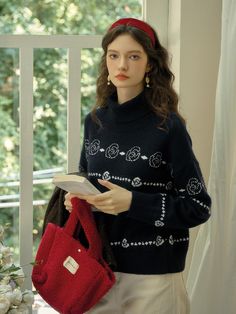 Composition : NYLON 54% WOOL 24% VISCOSE 14% HAIR 8%Color : NAVY_S,NAVY_M,NAVY_LCountry of Origin : CHINA Jacquard Knit, Wool Sweater, Knit Sweater, Knitted Sweaters, Jumper, Knitwear, Turtle Neck, Composition, China