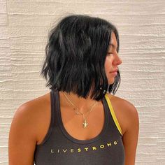 31 Cute Lob Haircut Ideas - 2022's Best Lob Haircuts Cute Lob Haircut, Above The Shoulder Haircuts, Summer Curly Hairstyles, Above Shoulder Length Hair, Haircuts Layered, Layered Pixie Cut, Shoulder Haircut, Haircut Bob, Lob Haircuts