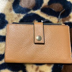 Lodis Genuine Pebbled Leather In Light Tan Color, Compact Bifold Wallet Cardholder In Brand New Condition, Used, Check Pictures For Minor Scratches. Bifold Wallet, Light Tan, Tan Color, Pebbled Leather, Wallets, Card Holder, Bag Lady, Wallet, Brand New