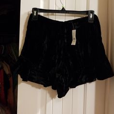 Nwt, Size Small, K&K, Ruffled Velour Shorts With Zipper In Back. Brand New And So Sexy!!! Casual Ruffled Shorts For Night Out, Ruffled Shorts For Night Out, Short Ruffle Bottoms For Night Out, Ruffled Bottoms For Night Out, Ruffled Short Bottoms For Night Out, Ruffled Short Length Bottoms For Night Out, Ruffled Shorts, Velour Shorts, K K