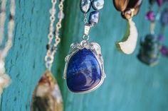 Shimmer and Shine: The Sparkling World of Druzy Quartz Aura Protection, Ancient Egyptian Artifacts, Aqua Aura Quartz, Aqua Aura, Fool Gold, Lapis Lazuli Stone