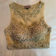 Brand New Without Tags And Never Worn, Beaded Jovani Crop Top, Size 6. Fits More Like A Small Vs Medium Beaded Crop Top, Suit Designs, Womens Skirt, Crop Top, Womens Tops, Size 6, Crop Tops, Brand New, Skirt